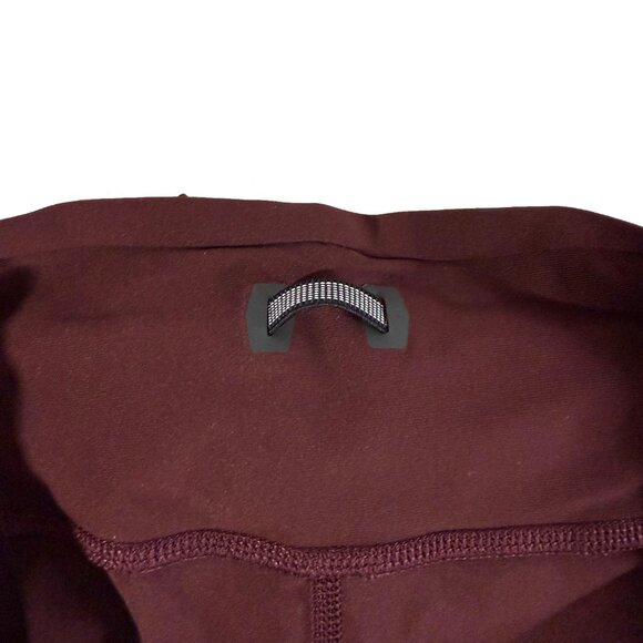 On Cloud Cropped Running Tights - Picture 5 of 8